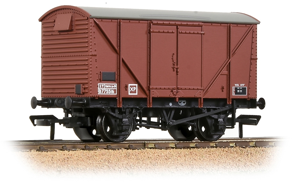 Bachmann Branchline 38-171D BR 12T Plywood Ventilated Van BR Bauxite ...