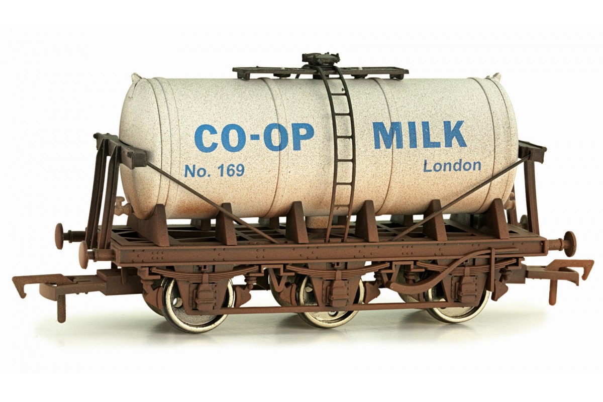 Dapol 4F-031-022 6 Wheel Milk Tanker Co-Op 169 Weathered :: Railway ...