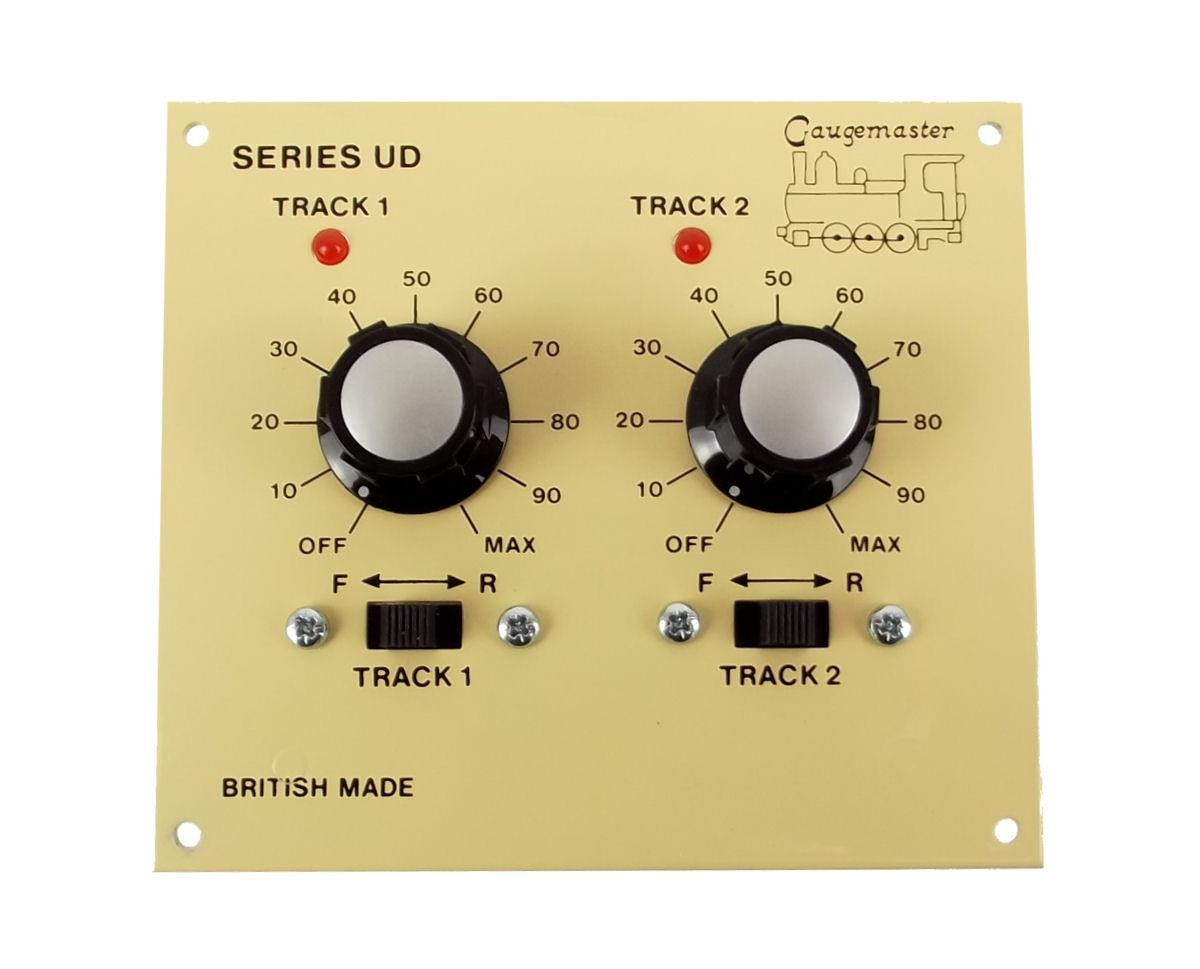 Gaugemaster GMC-UD Twin Track Panel Mounted Controller :: Railway Models UK